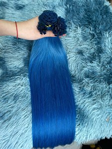 Extensions de cheveux Ice Blue Flat Tip Extensions élégantes et vibrantes à pointe plate pour des looks audacieux et créatifs et des installations de qualité salon - Product Image 4