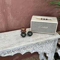 Table console en bois massif blanchi, sculptée à la main, table d'entrée vintage pour le salon