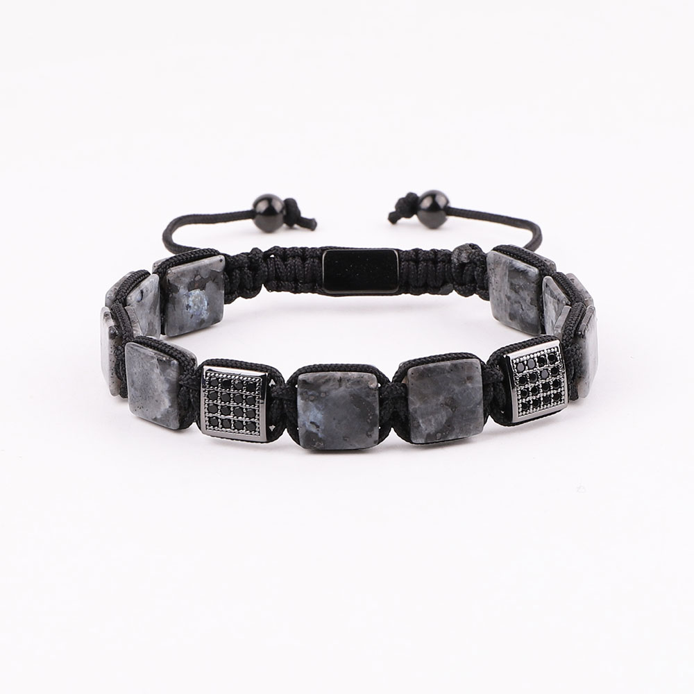 black labradorite