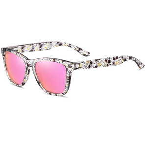 Nouvelles Lunettes de Soleil Polarisées TAC à Monture Carte, Tendance et Très Vendues, Plusieurs Couleurs, Vente en Gros 2026 - Product Image 5