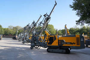 Foreuse d'exploration à circulation inversée KT25RC 120-190 mm, profondeur 54 m pour le contrôle de qualité des mines en ciel ouvert - Product Image 3