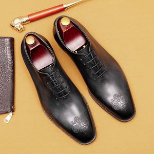 Chaussures Oxford en cuir de qualité supérieure pour hommes, style britannique, design sculpté, respirantes, légères, semelle antidérapante, chaussures habillées formelles - Product Image 4