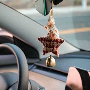 Adornos Colgantes Hechos a Mano para el Interior del Automóvil, Colgante Personalizado para Mujer, Regalo Navideño, Adorno Brillante para el Automóvil de Forma Irregular - Product Image 1