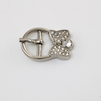 Logo personnalisé pour femmes en alliage de zinc en laiton doré boucle carrée boucles de chaussures plates accessoires