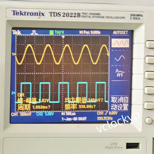 Osciloscopio Digital de Dos Canales Tektronix TDS2022B, 200MHz 2CH Usado - Product Image 3