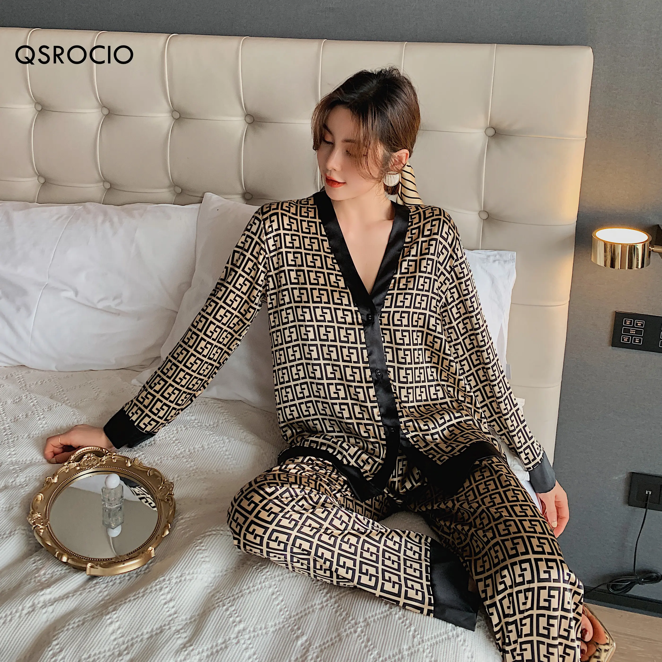 Women's Pajamas Set V Neck Design Luxury Cross Letter Print Sleepwear Silk Like Home Clothes XXL Large Size Nightwear