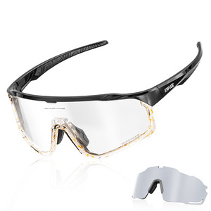 Gafas Deportivas de Ciclismo KAPVOE con Lentes Fotocromáticas, Resistentes al Viento, Montura Completa, Multifuncionales para Uso en Exteriores - Product Image 2