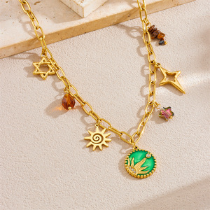 Collana delicata O a catena graziose stelle del sole idromassaggio collane a disco rotonde personalità creativa che gocciola gioielli verde olio - Product Image 1