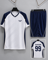 Seragam Sepak Bola Kustom OEM Lengan Pendek 160g Ringan Bahan Polyester Bernapas untuk Tim Pemain dengan Transfer Panas
