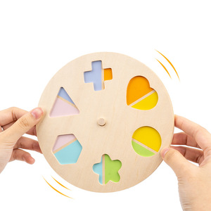 Tablero de Clasificación Geométrica Montessori, Tablero Giratorio de Madera Ecológico para Combinar Formas y Colores, Juguete de Bloques Coloridos para Niños de 2 a 4 Años - Product Image 5