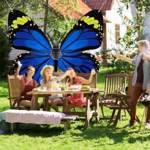 Drapeaux promotionnels personnalisés de haute qualité en tissu polyester avec logo sur mesure, en forme d'ailes de papillon - Product Image 5