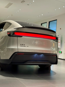 Tesla Model Y L EV SUV 2026, 5 Puertas, 6 Plazas, con Volante a la Izquierda, Autonomía de 751 km, Batería de 90-110 kWh, Vehículo de Nueva Energía - Product Image 4