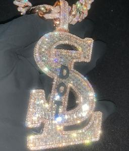 Ciondolo con lettera in oro reale ciondolo con lettera con <span class=keywords><strong>nome</strong></span> smeraldo ghiacciato - Product Image 5