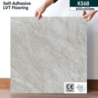 Dalles de sol en vinyle autocollantes imperméables aspect bois gris antidérapantes à large lattes pour chambre, appartement, cuisine, salle de bain, garage