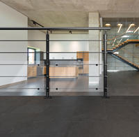 Ensemble de garde-corps. 1,50 m. Utilisation comme escaliers, rails de parapet, rails de garde-corps de patio ou de balcon adaptés à une utilisation intérieure ou extérieure.
