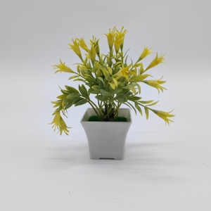QIDA, venta al por mayor, hierba de seda Artificial, árbol, bonsái, decoración de lujo <span class=keywords><strong>para</strong></span> el hogar, pequeña planta en maceta de plástico <span class=keywords><strong>para</strong></span> uso al aire libre <span class=keywords><strong>para</strong></span> boda - Product Image 1