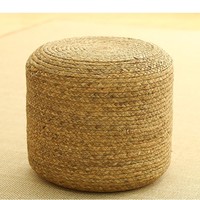 Coussin de sol rond en rotin soigneusement conçu, pouf de rangement, salon, design artisanal, utilisation en hôtel en Chine