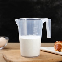 Détient Plus de 1 Pinte (16oz) Verser Tasses 1/2 Litres Mélange Pichet Cruche SANS BPA 500ml Gradué En Plastique Cruche De Mesure