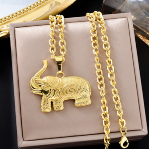 Intricate Lustrous Wholesale Ornate Unisex Custom Fashion Textured Elephant Charm Fine 18k Gold Plated <b>Copper</b> Pendant Necklace - Product Image 3