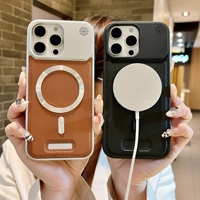 Étui en cuir magnétique antichoc mince de luxe de haute qualité avec poignée de téléphone au design mignon à paillettes pour modèle iPhone 15 Pro Max Plus
