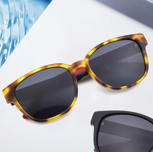 Lunettes de soleil unisexes vintage effet écaille de tortue, monture en acétate, verres polarisés UV400, lunettes de soleil classiques pour les vacances à la plage et les activités de plein air - Product Image 5