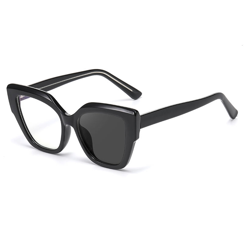 C4 Noir Devient Gris