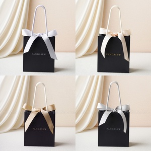 Bolsas de Papel de Regalo Negras con Logotipo Personalizado PandaSew, con Cinta de Cuerda y Asa de Kraft, Bolsa de Papel para Compras - Product Image 6