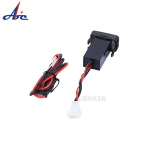 Prise de courant numérique <span class=keywords><strong>pour</strong></span> téléphone portable, chargeur <span class=keywords><strong>USB</strong></span>, sortie 2,1 a, voltmètre, prise avec <span class=keywords><strong>port</strong></span> <span class=keywords><strong>USB</strong></span> <span class=keywords><strong>pour</strong></span> Bus, RV, <span class=keywords><strong>moto</strong></span>, SUV - Product Image 6