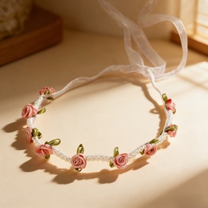 Fascia per capelli floreale con perle e fiocco in nastro, ghirlanda nuziale, accessorio per capelli da sposa per donne e ragazze, per feste e balli - Product Image 5