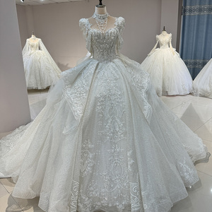 لجانمبر DW0092 عصري أفريقي تقليدي فستان أم العروس ياقة مربعة دانتيل كريستال ديكور قطار مصلى للأزواج - Product Image 3