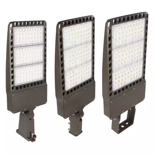 Lampadaire LED extérieur haute puissance 150W 200W 300W FL-LD-XH5 100W – Luminaire d'éclairage extérieur FL- - Product Image 1