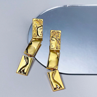 Boucles d'oreilles pendantes en laiton plaqué or 18 carats au design original et unique pour femme, accessoires E221391