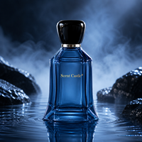 Flacon de parfum en verre transparent de 100 ml, robuste, à base large, avec facettes encastrées, garniture dorée et pompe pulvérisatrice à sertir