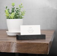 Porte-cartes de place en bois Porte-numéros de table en bois noir, support de cartes de lieu de nom