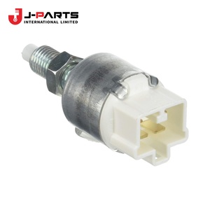Conjunto de Interruptor de Luz de Freno para Toyota Hilux GGN15 2004-2015 OE 84340-09040 8434009040 - Product Image 1