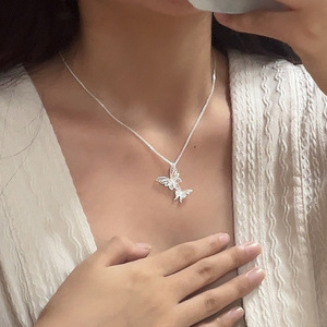 เวนชี่ S925 สร้อยคอเงินแท้ จี้เพทายซ้อนกัน รูปทรงหยดน้ำ สง่างาม ทันสมัย ชุบโรเดียม - Product Image 4