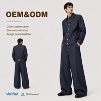 Ensemble assorti en denim de coton 13 oz pour homme, personnalisable OEM ODM, faible MOQ, veste et pantalon à imprimé lettres abstrait avec poches à boutons-pression métalliques