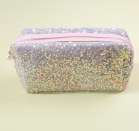 Sac de maquillage de grande capacité à paillettes de luxe léger Sac de rangement portable de haut niveau d'apparence Sac à cosmétiques Stock en gros