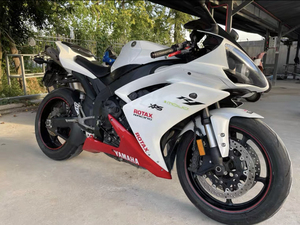 Motor de 1000cc en Buen Estado para <span class=keywords><strong>Yamaha</strong></span> <span class=keywords><strong>R1</strong></span> - Product Image 3