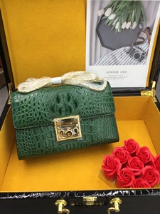 Crocodile leather shoulder bag Vintage gold lock <b>handbag</b> <b>Chain</b> crossbody bag ladies Casual flap <b>handbag</b> women - Product Image 6
