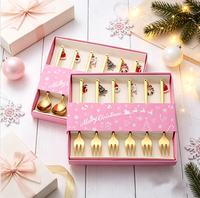 Lot de 6 cuillères de Noël écologiques en acier inoxydable 410 plaqué or PVD miroir, avec breloques métalliques, coffret cadeau
