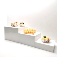 Présentoir Cube Carré en Acrylique Blanc Personnalisé pour Buffet, Socle Alimentaire en Lucite, Boîte de Présentation Empilable