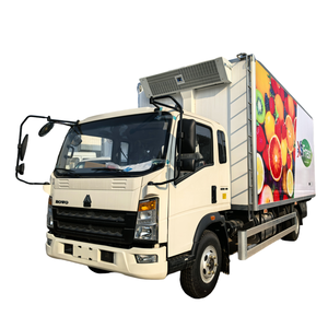 2025 haute qualité HOWO personnalisable 4x2 Diesel congélateur réfrigéré boîte camions 12.7M3 réfrigéré boîte camions à vendre - Product Image 1