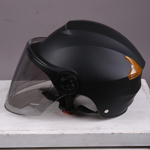 Casques de moto demi-face en gros, casques de motocross - Product Image 1