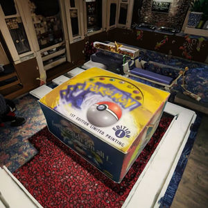 Boîte de rappel de cartes à collectionner Pokemn rare répliquée personnalisée 1ère édition ensemble de base <span class=keywords><strong>jeu</strong></span> de cartes de collection anglais en papier - Product Image 3