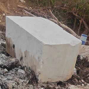 Quartz naturel pur en morceaux, pierre de silice solide, maille de 50 à 200 mm, applications en verre semi-conducteur, propriétés chimiques stables, longue durée - Product Image 2