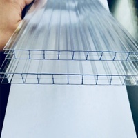 Feuille creuse en polycarbonate de toiture à triple paroi Feuille creuse en polycarbonate PC Feuille creuse en polycarbonate protégée contre les UV 10