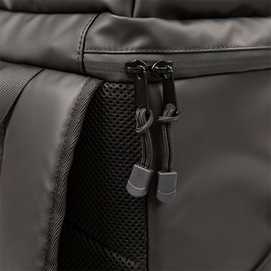 Customized Fashion Genuine Leather Large Capacity <strong>Lightweight</strong> Waterproof Nylon Lining Football Sports <strong>Backpack</strong> for Outdoor Use - Product Image 3