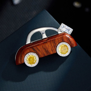 Retro Wooden Car Brooch Copper Alloy Bezel Setting Unisex Fashion Pin Gift - Product Image 1