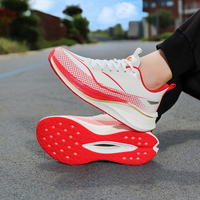 Baskets athlétiques de haute qualité pour hommes chaussures de course respirantes bon marché pour hommes vente en gros de styliste récent